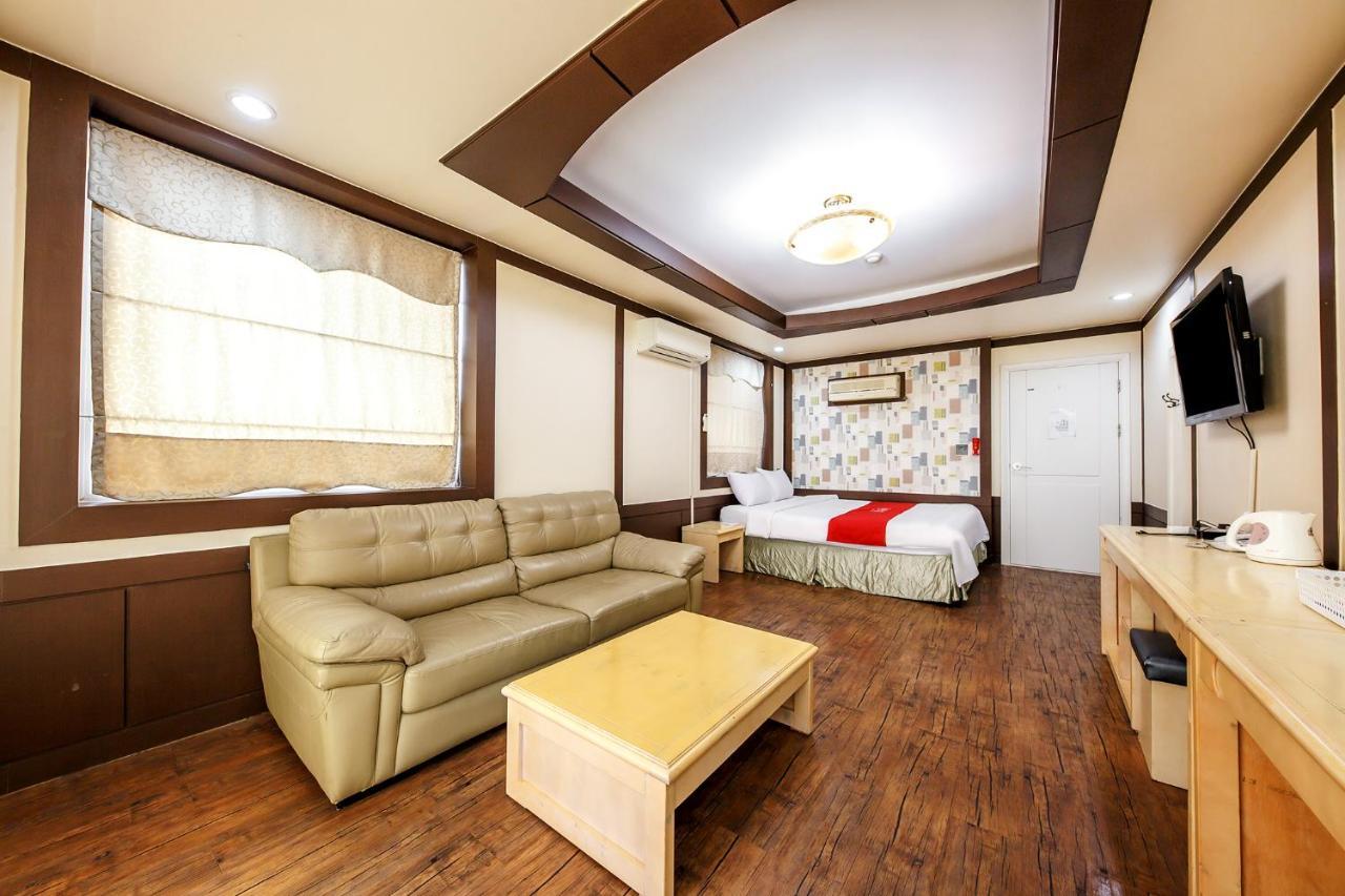 Drama Motel Порён Экстерьер фото