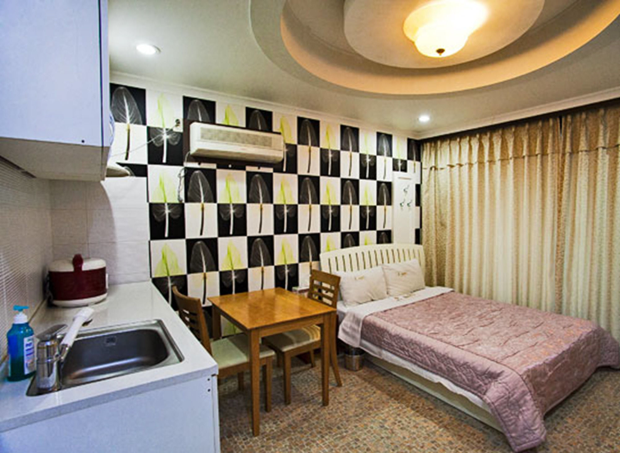 Drama Motel Порён Экстерьер фото