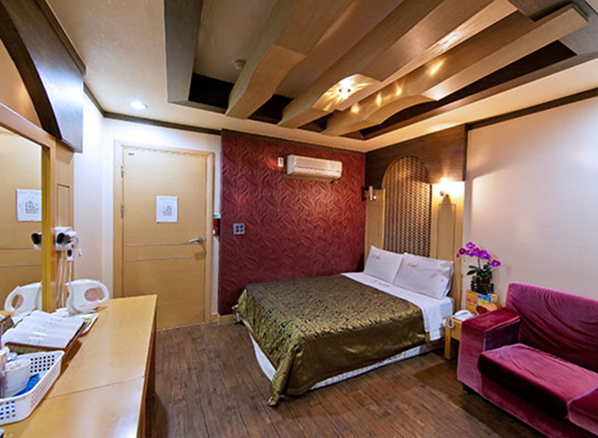 Drama Motel Порён Экстерьер фото