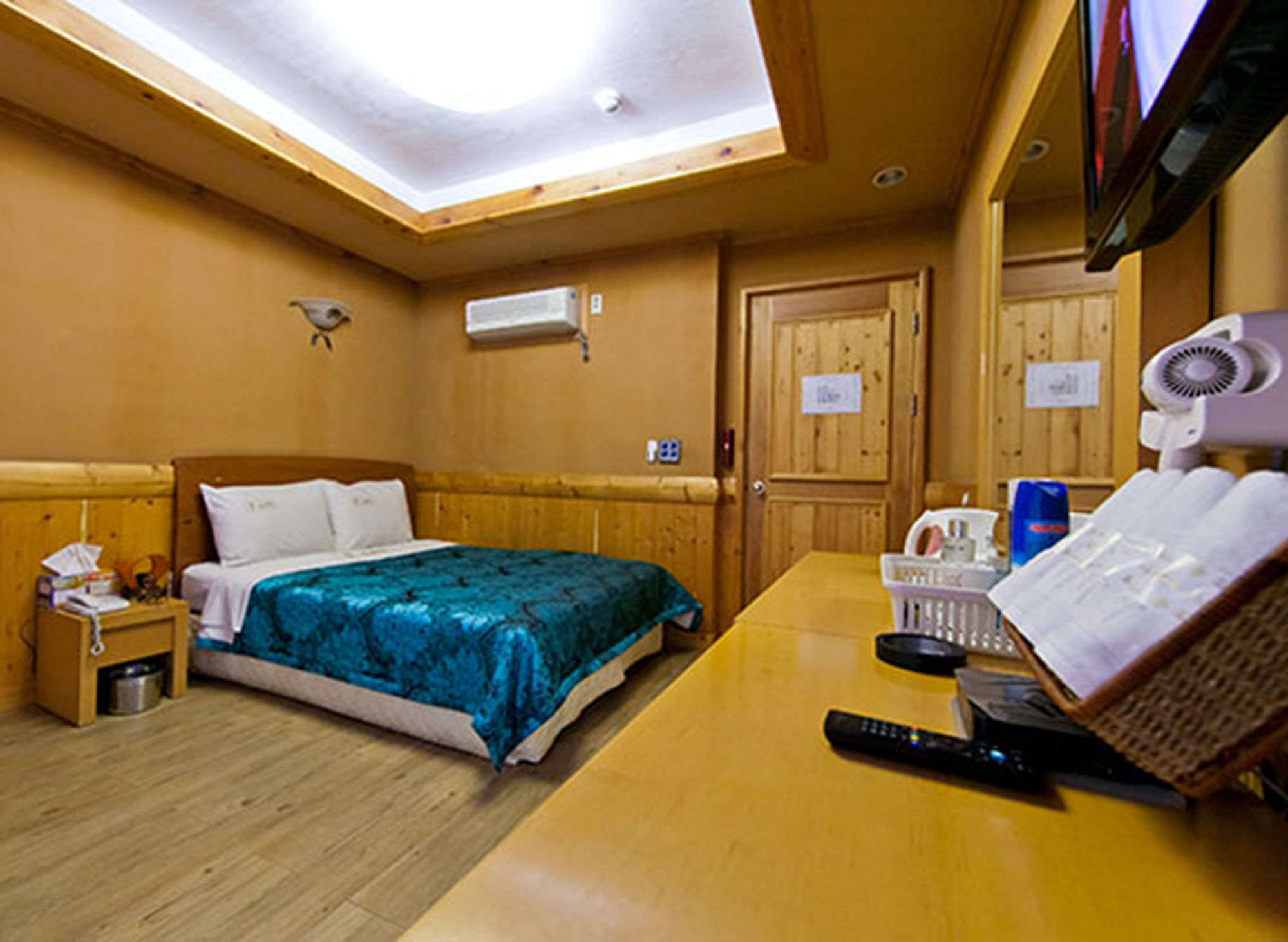 Drama Motel Порён Экстерьер фото