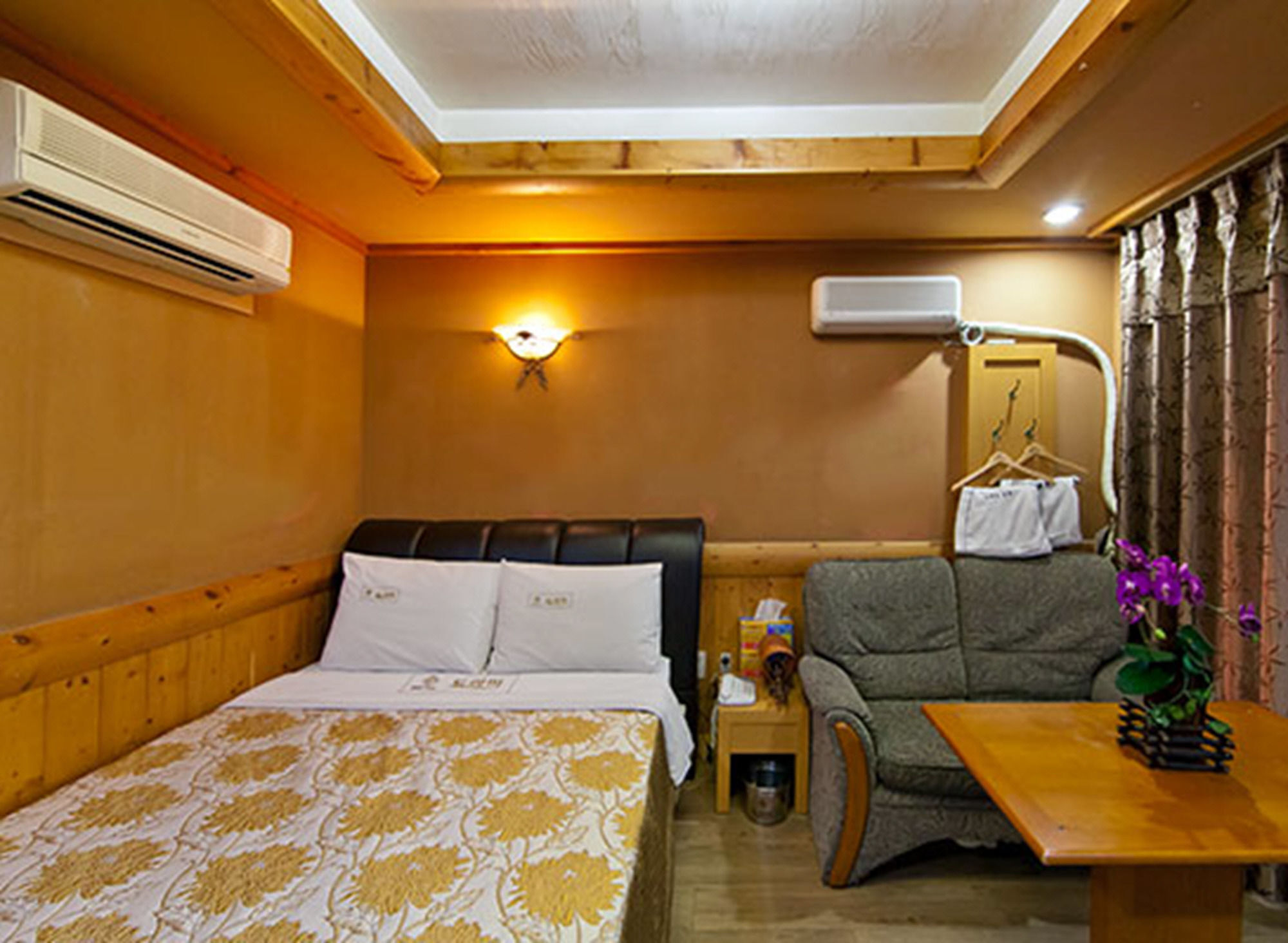 Drama Motel Порён Экстерьер фото